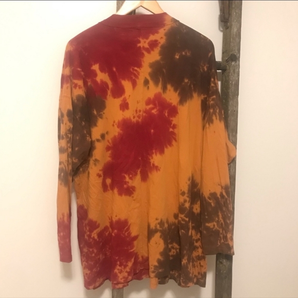 Super Comfortable "We The Free" Oversized Long-Sleeve Tie Dye Shirt - Picture 4 of 5